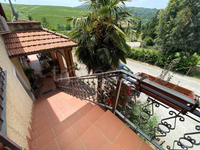 Vendesi appartamento a Volterra