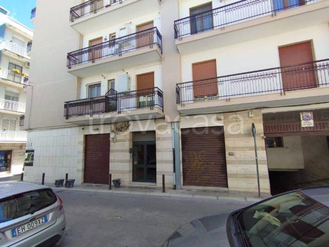 Vendesi appartamento ad Acquaviva delle Fonti via Vincenzo Pepe, 57