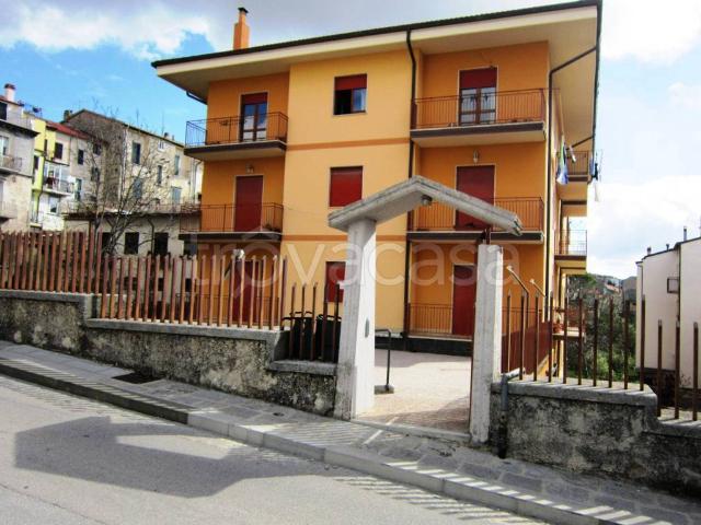 Vendesi appartamento ad Agnone