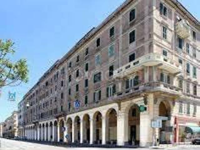 Vendesi appartamento ad Ancona via Marconi, Archi