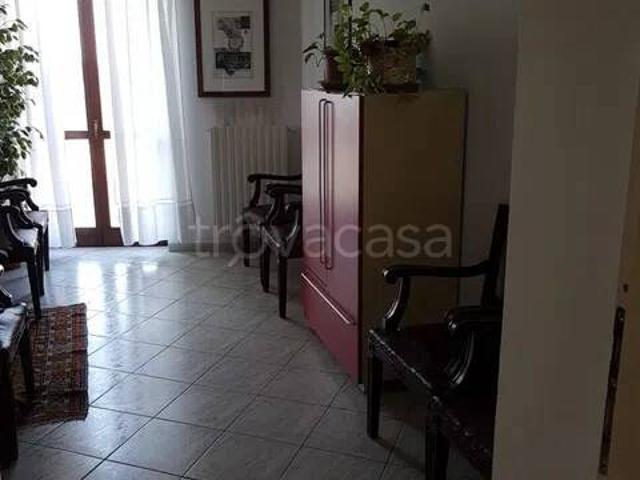 Vendesi appartamento ad Asti, Vaglierano