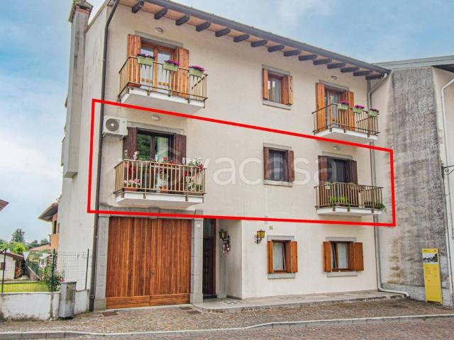 Vendesi appartamento ad Artegna via Villa, 148