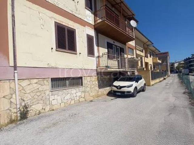 Vendesi appartamento ad Avezzano