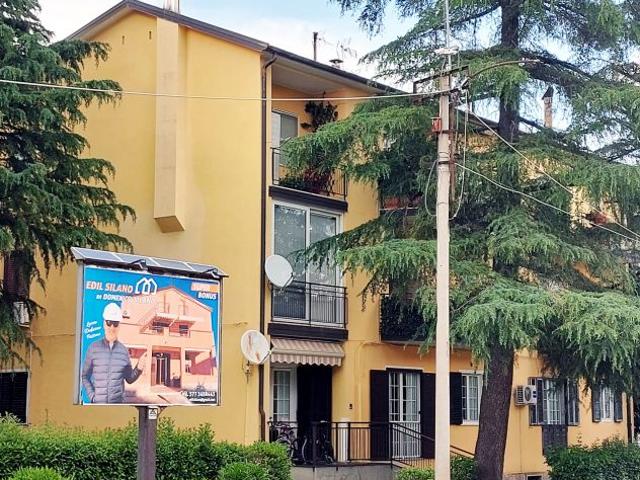 VENDESI APPARTAMENTO ARREDATO CANTINOLA PIAZZA DANTE VENOSA