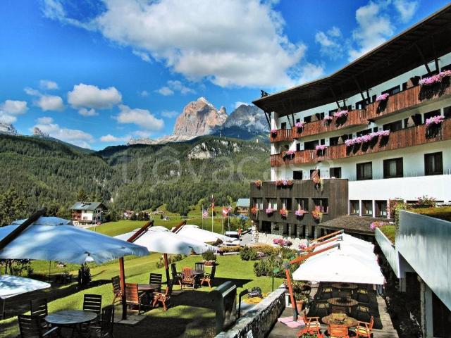 Vendesi bilocale a Cortina d'Ampezzo via Roma