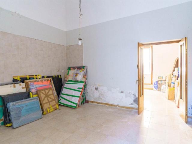 Vendesi bilocale a Catania, Via Principe Nicola
