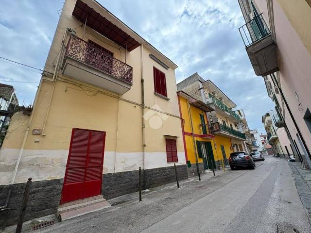 Vendesi bilocale a Caivano via Ernesto Faraone, 24