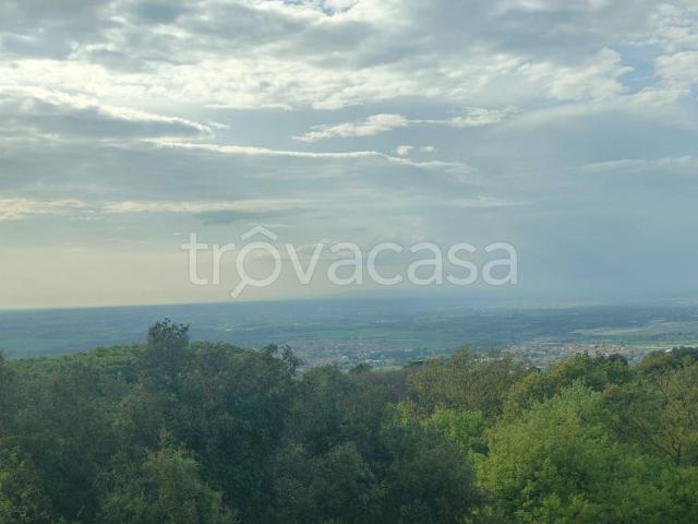Vendesi bilocale a Castel Gandolfo viale Antonio Costa