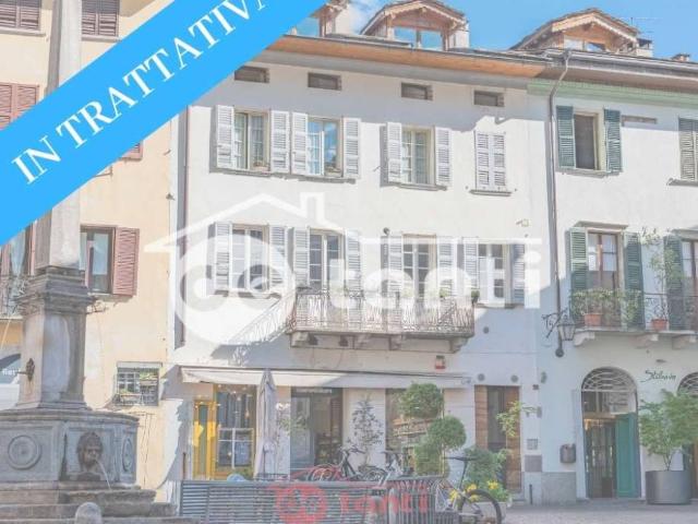 Vendesi bilocale a Chiavenna piazza r. Pestalozzi