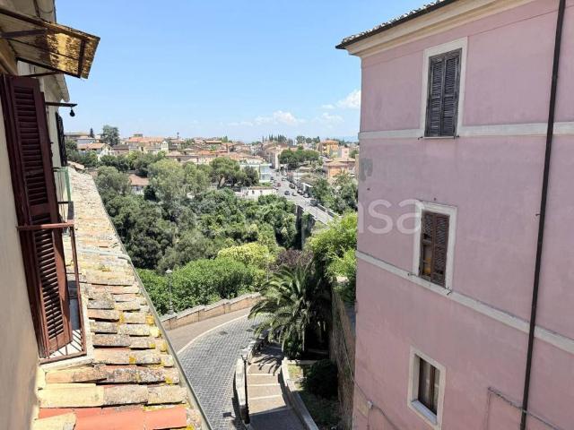 Vendesi bilocale a Civita Castellana via 12 Settembre