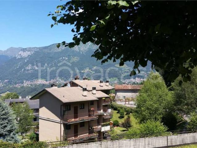 Vendesi bilocale a Cremeno via garabuso, 34, Maggio