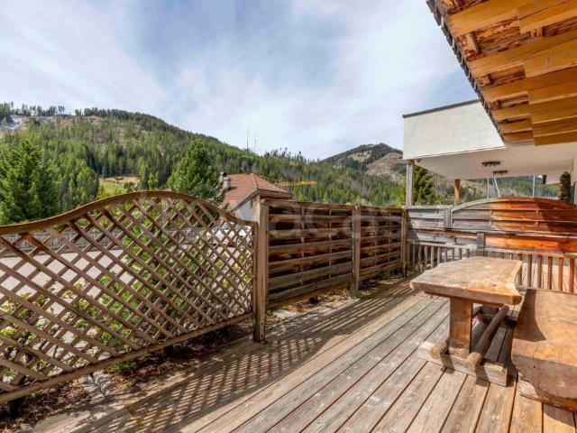 Vendesi bilocale a Badia strada Soplà, 12, San Cassiano