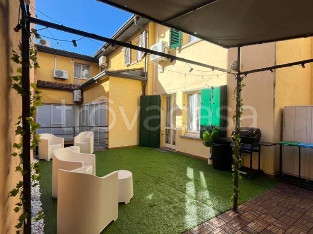 Vendesi bilocale a Bergamo vicolo Macellerie, Centro