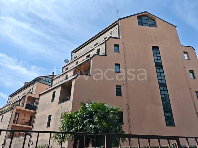 Vendesi bilocale a Busto Arsizio viale Giuseppe Borri, Sant'Edoardo