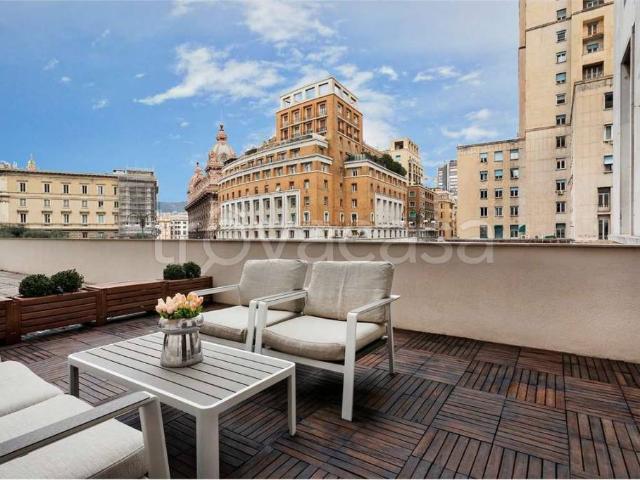 Vendesi bilocale a Genova piazza Dante, Centro Città
