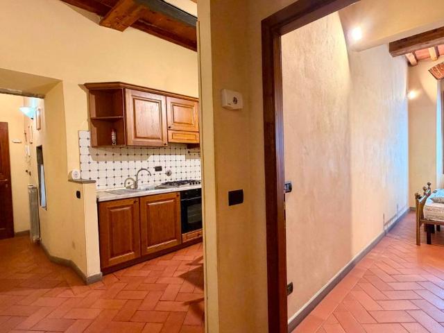 Vendesi bilocale a Firenze via Benedetta, Borgo Ognissanti Il Prato