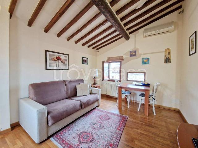 Vendesi bilocale a Firenze, D'Azeglio