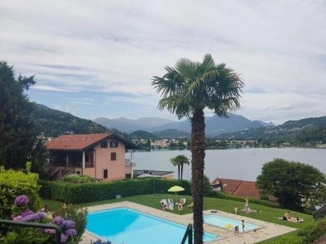 Vendesi bilocale a Lavena Ponte Tresa