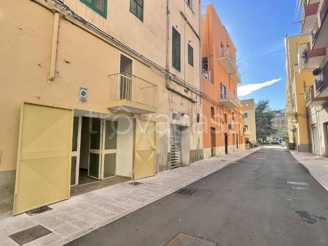 Vendesi bilocale a Matera via Don Minzoni Vico 1