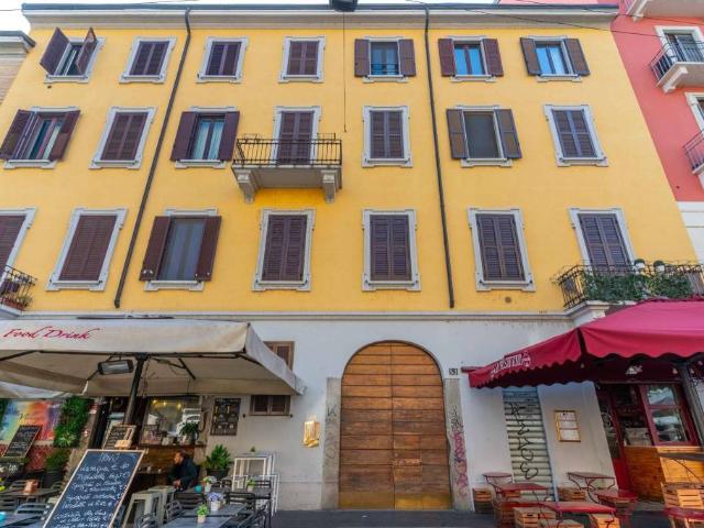Vendesi bilocale a Milano, Navigli Darsena