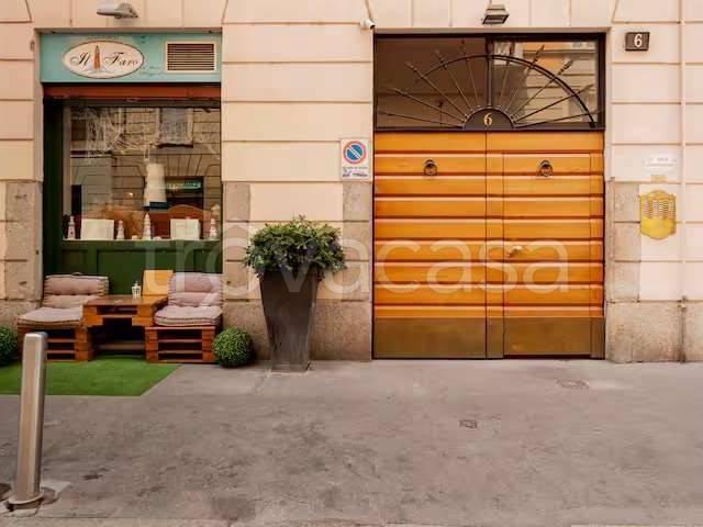Vendesi bilocale a Milano via Marco d'Oggiono, 6, Corso Genova