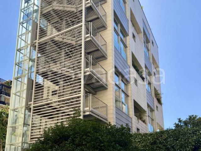 Vendesi trilocale a Milano viale Romolo 7A, Navigli Darsena