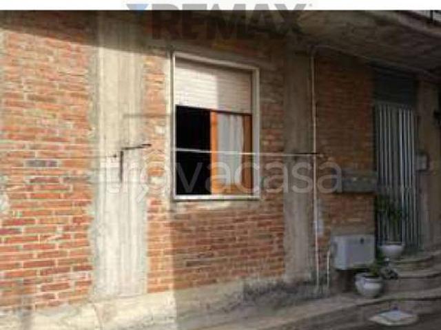 Vendesi bilocale a Sant'Agata di Militello via caravaggio, 17