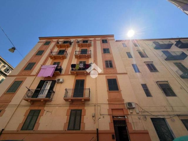 Vendesi bilocale a Palermo via de Borch, 12, Oreto Perez