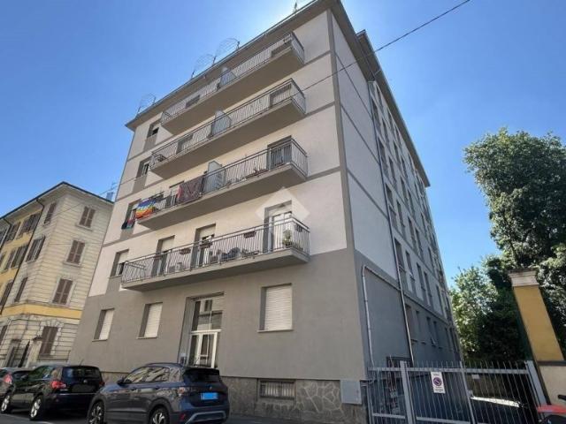 Vendesi bilocale a Parma via Zara, 4, Parco Ducale Oltretorrente