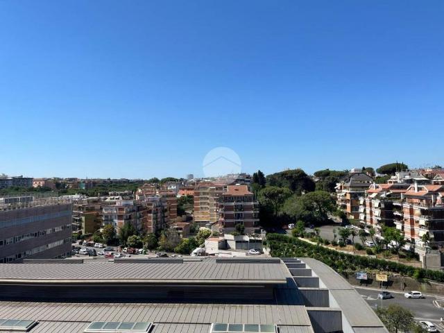 Vendesi bilocale a Roma via Antonino Pio, 40, San Paolo