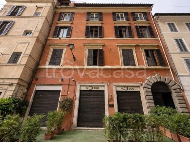 Vendesi bilocale a Roma via di Sant'Ignazio, 9, Pantheon