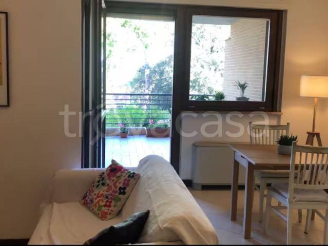 Vendesi bilocale a Roma via Villa di Faonte, Tufello