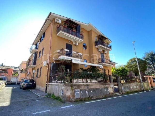 Vendesi bilocale a Roma, Appio Claudio Statuario