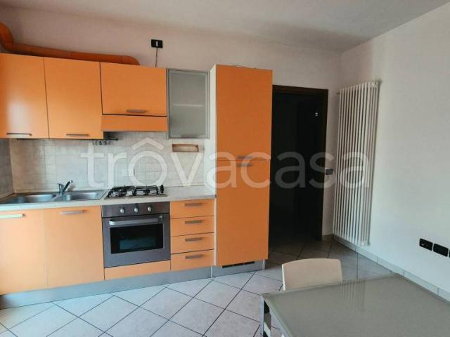 Vendesi bilocale a Rosolina via Carabella, 29