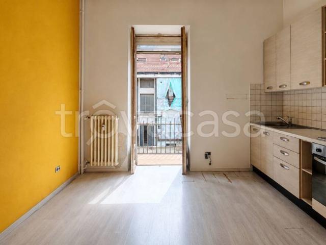 Vendesi bilocale a Torino via Venaria, 17, Madonna di Campagna