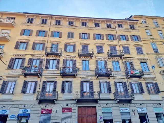 Vendesi bilocale a Torino via Madama Cristina, 77, San Salvario Dante