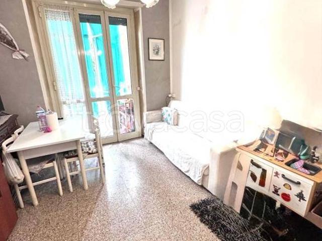 Vendesi bilocale a Torino via Monginevro, 182, Pozzo Strada