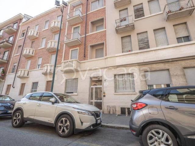 Vendesi bilocale a Torino via Netro, 6bis, Campidoglio