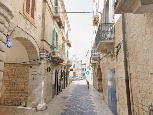 Vendesi bilocale a Trani via Romito, 38