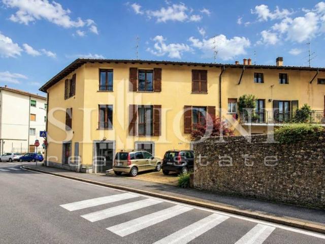 Vendesi bilocale a Varese, Giubiano San Carlo
