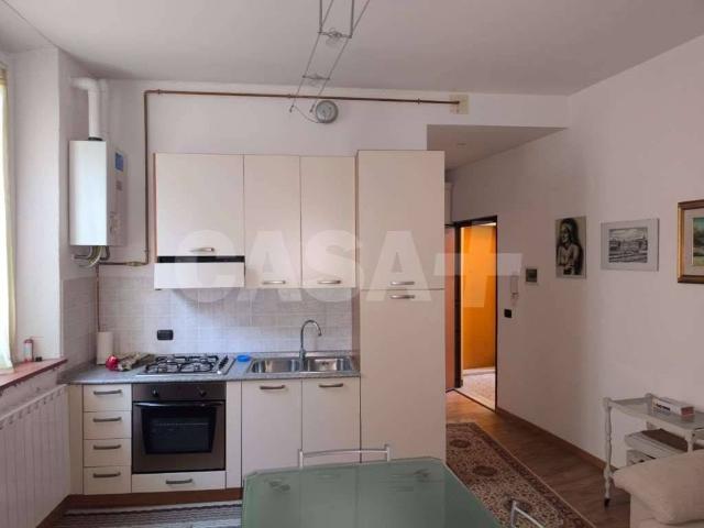 Vendesi bilocale a Varese via vetera, 4, Centro città
