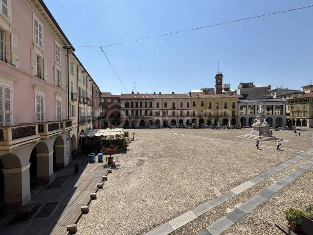 Vendesi bilocale a Vercelli