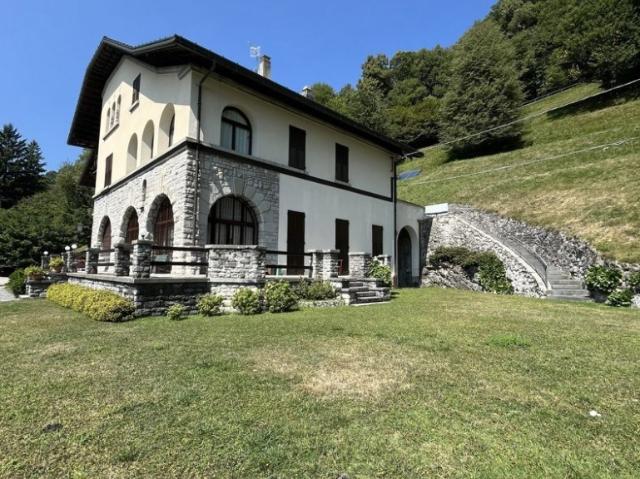 Vendesi bilocale ad Alta Valle Intelvi