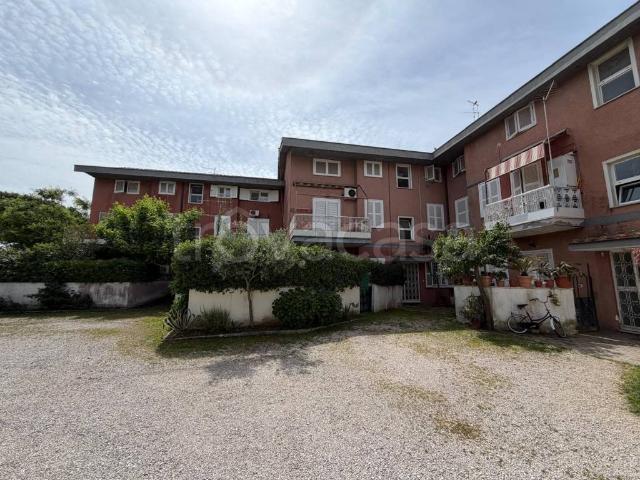 Vendesi bilocale ad Ardea via Teseo, 3, Torre Marina Lido di Tirrenella