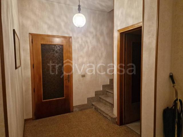 Vendesi casa indipendente a Casalbellotto, Casalmaggiore
