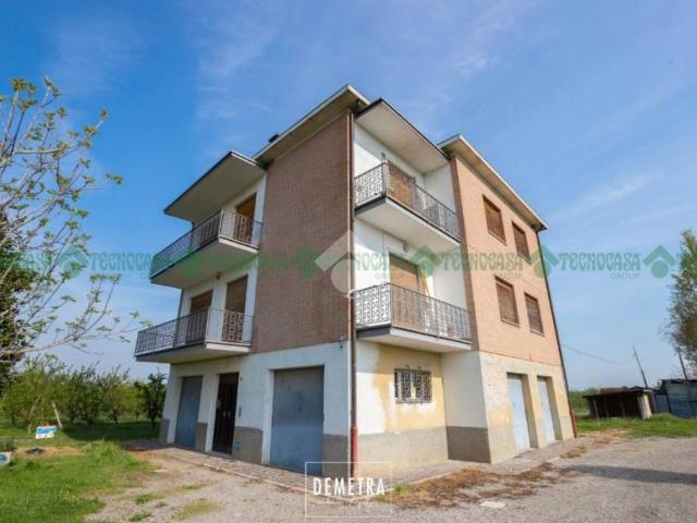 Vendesi casa indipendente a Castelfranco Emilia via galvana, 83