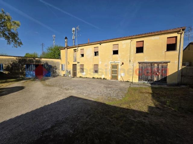 Vendesi casa indipendente a Cerea