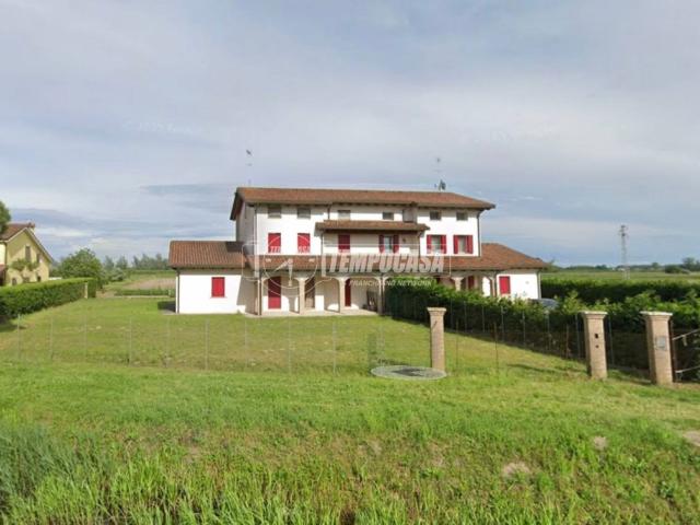 Vendesi casa indipendente a Chioggia via Vecchia Romea