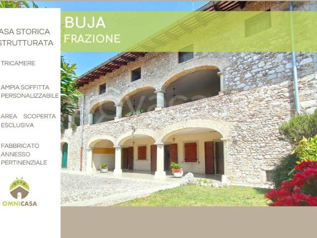 Vendesi casa indipendente a Buja via Andreuzza