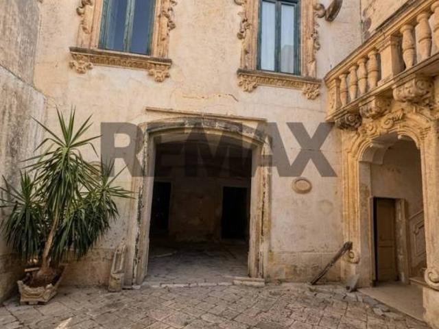 Vendesi casa indipendente a Galatina